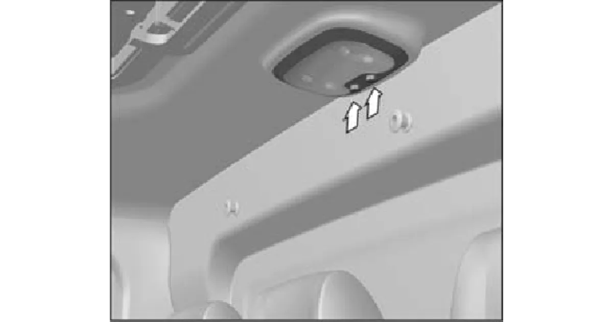 Плафон внутреннего освещения второго ряда сидений на автомобилях с платформой и двухрядной кабиной в автомобиле GAZel Next