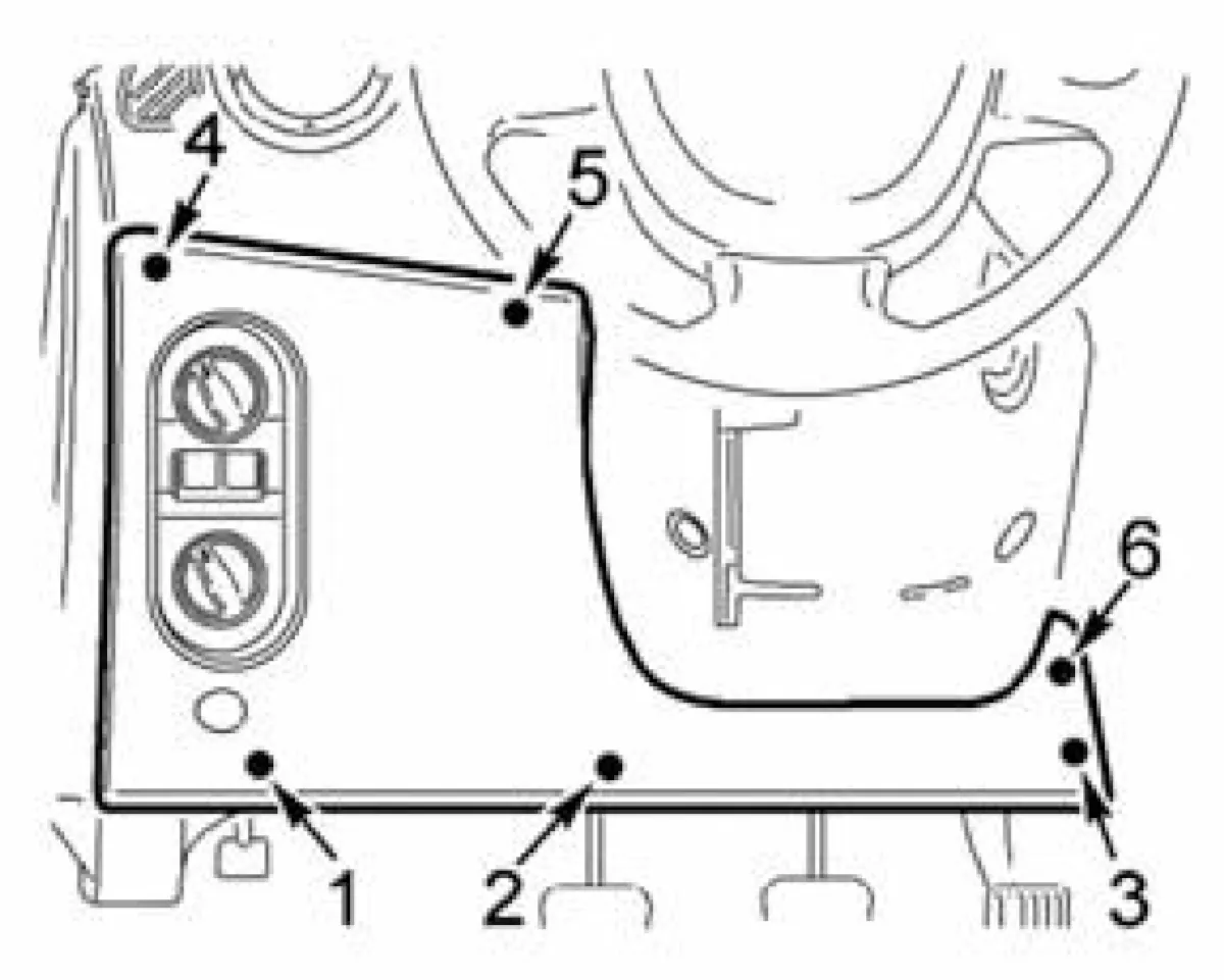 Открывание крышки монтажного блока в салоне автомобиля